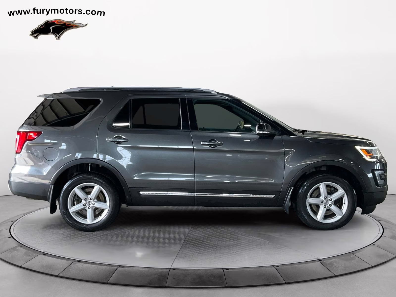 2017 Magnetic Ford Explorer XLT 4X4 SUV