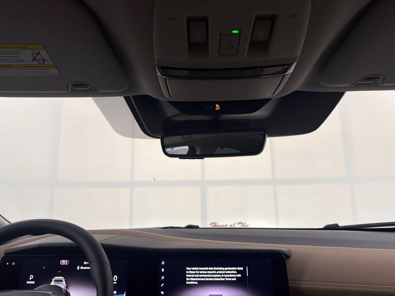 2026 Everest White Pearl Tricoat/Super Black Nissan Murano Platinum AWD SUV