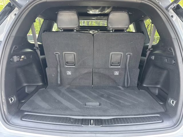 2024 Silver Zynith Jeep Grand Cherokee L Limited 4X4 SUV