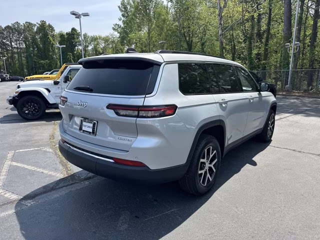 2024 Silver Zynith Jeep Grand Cherokee L Limited 4X4 SUV