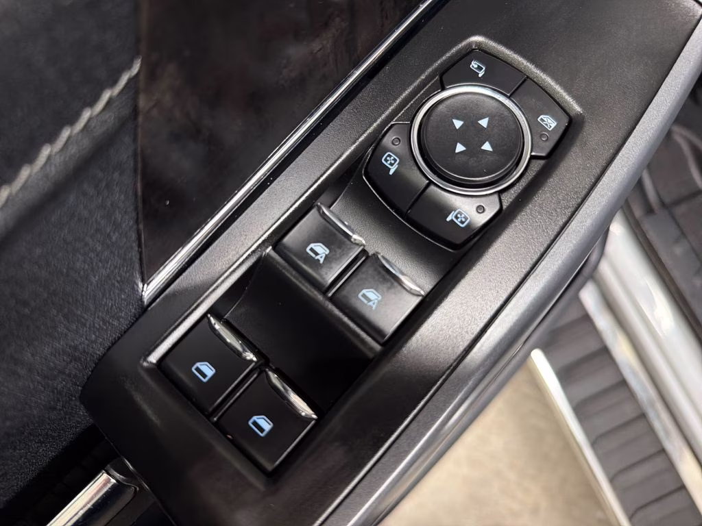 2023 Avalanche Ford F-150 Lariat 4X4 Truck