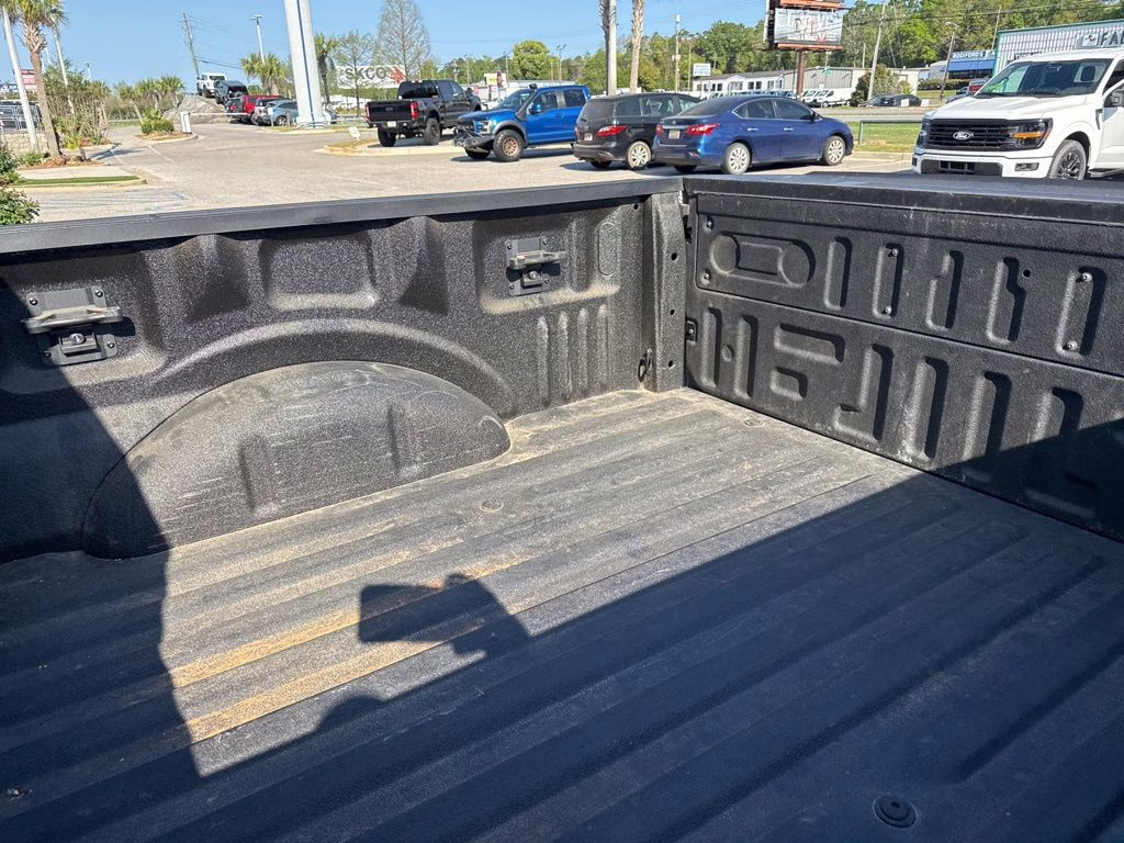 2023 Avalanche Ford F-150 Lariat 4X4 Truck