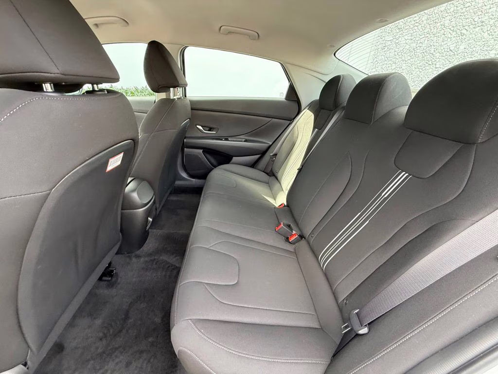 2025 Serenity White Hyundai Elantra Hybrid Blue FWD Sedan