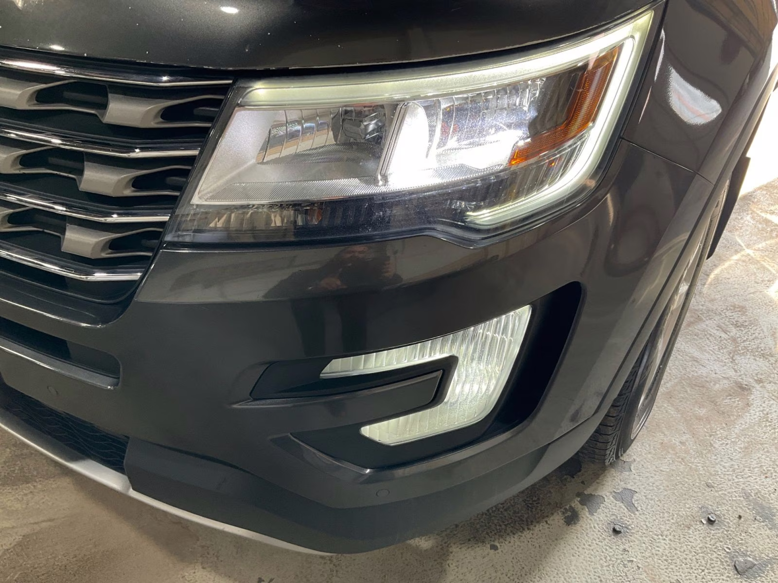 2017 Magnetic Ford Explorer XLT 4X4 SUV