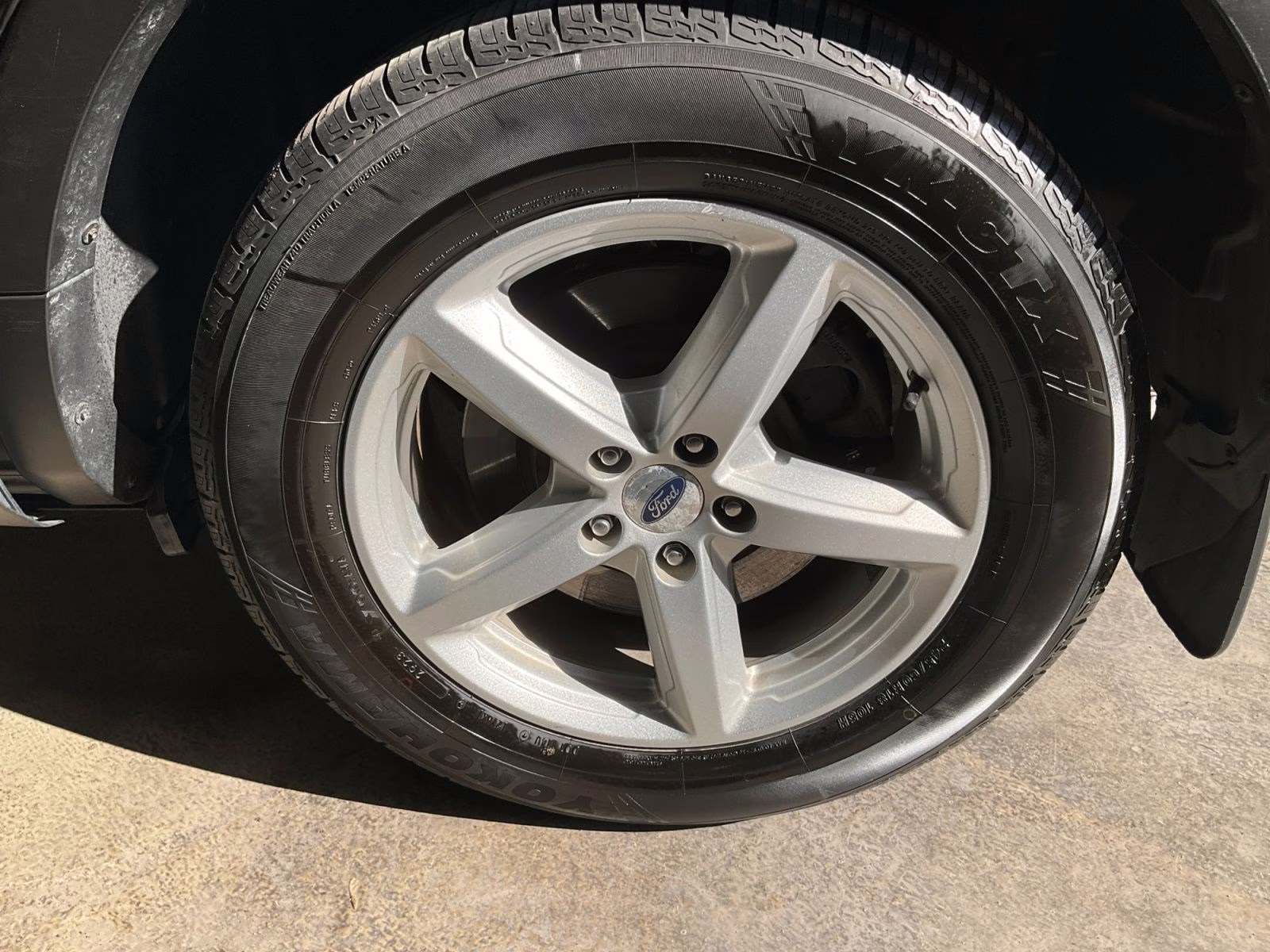 2017 Magnetic Ford Explorer XLT 4X4 SUV