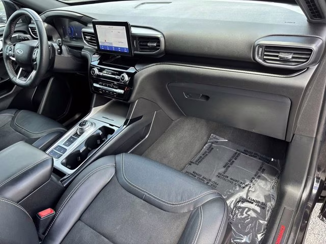 2022 Black Metallic Ford Explorer ST RWD SUV