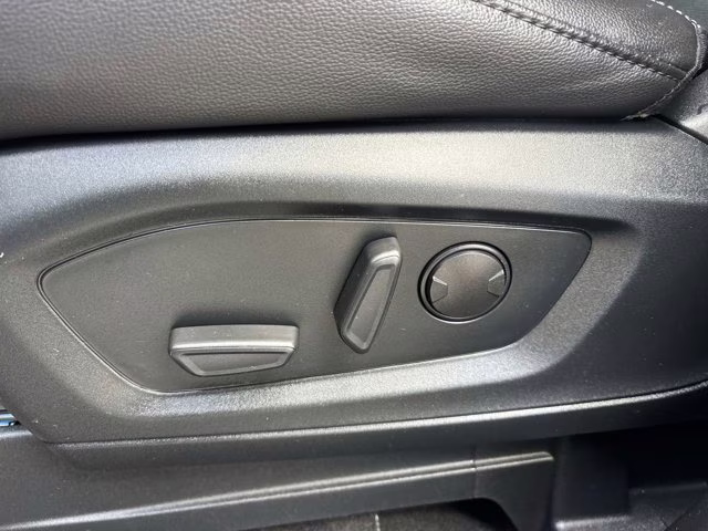 2022 Black Metallic Ford Explorer ST RWD SUV