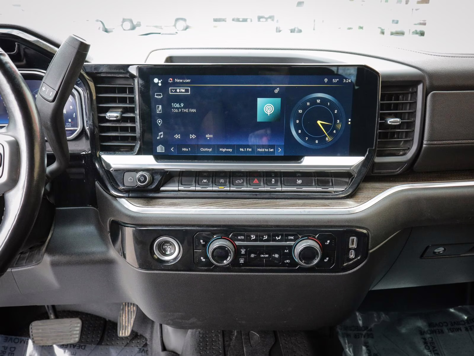 2022 Summit White Chevrolet Silverado 1500 LT 4X4 Truck