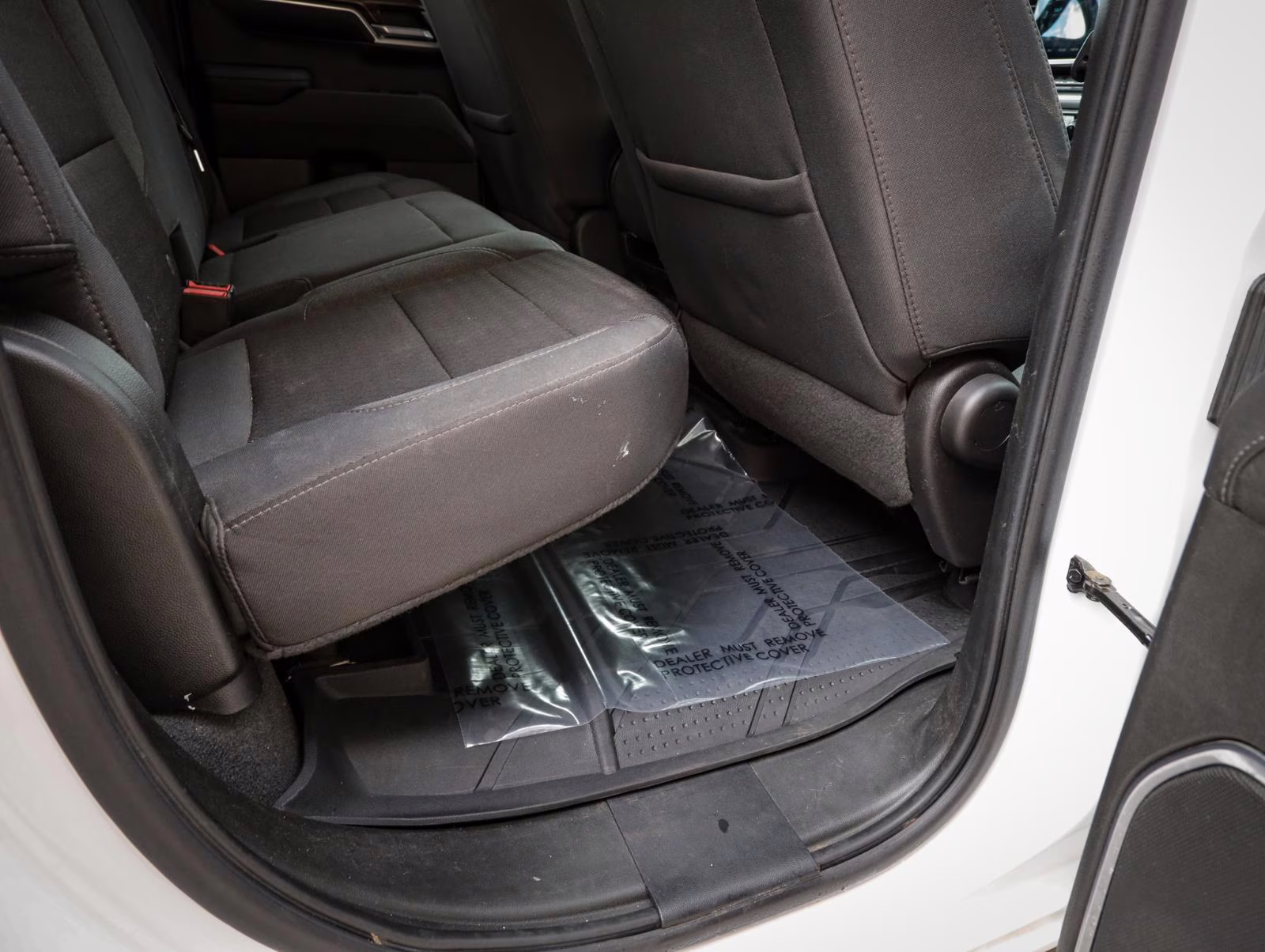 2022 Summit White Chevrolet Silverado 1500 LT 4X4 Truck