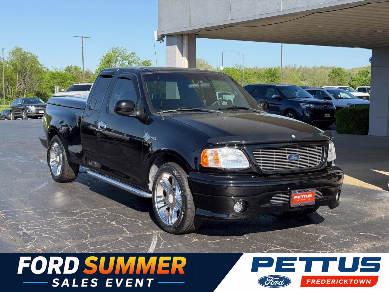 2000 Black Ford F-150 Harley-Davidson RWD Truck