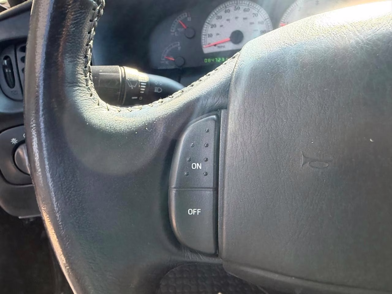 2000 Black Ford F-150 Harley-Davidson RWD Truck