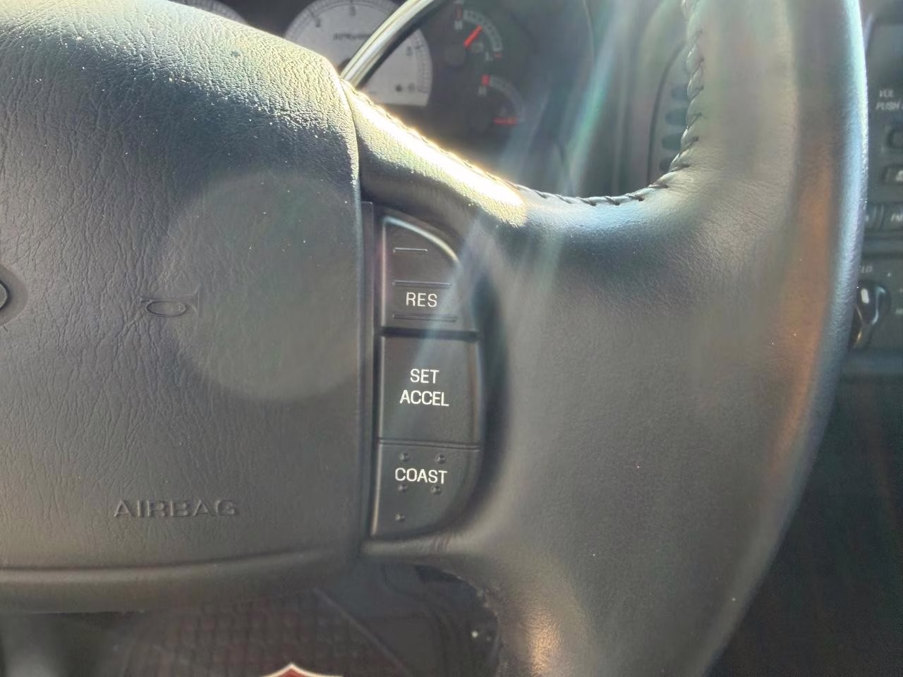 2000 Black Ford F-150 Harley-Davidson RWD Truck