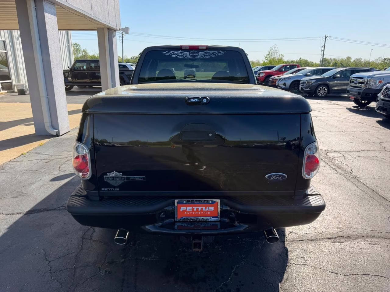 2000 Black Ford F-150 Harley-Davidson RWD Truck
