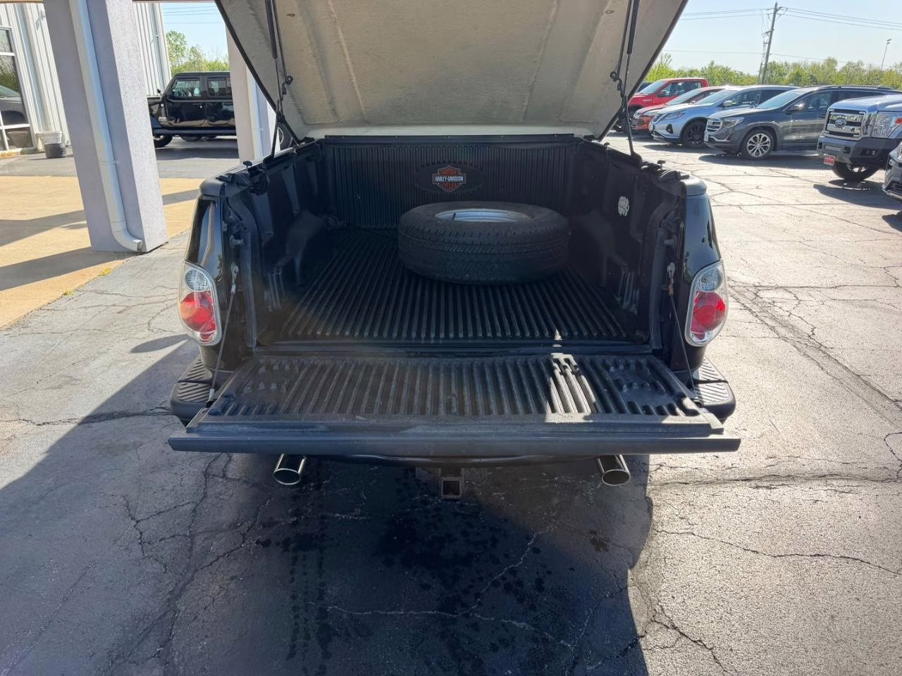 2000 Black Ford F-150 Harley-Davidson RWD Truck