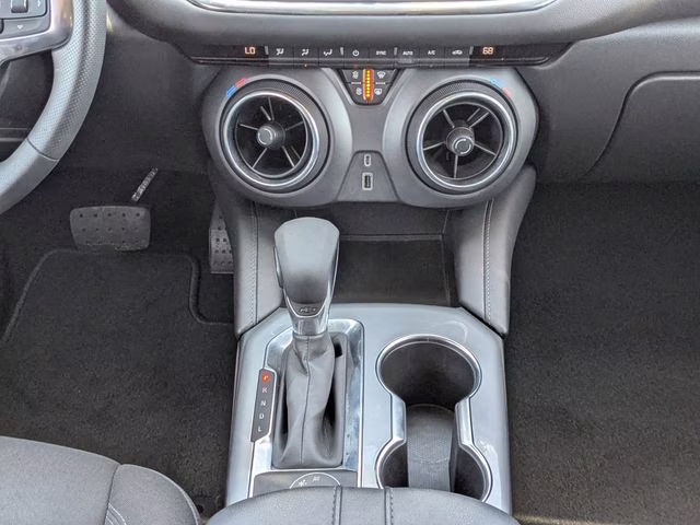 2021 Summit White Chevrolet Blazer LT FWD SUV