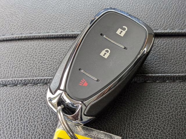 2021 Summit White Chevrolet Blazer LT FWD SUV