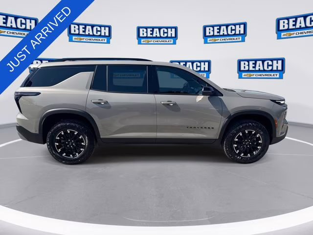 2026 Sandstone Gray Chevrolet Traverse Z71 AWD SUV