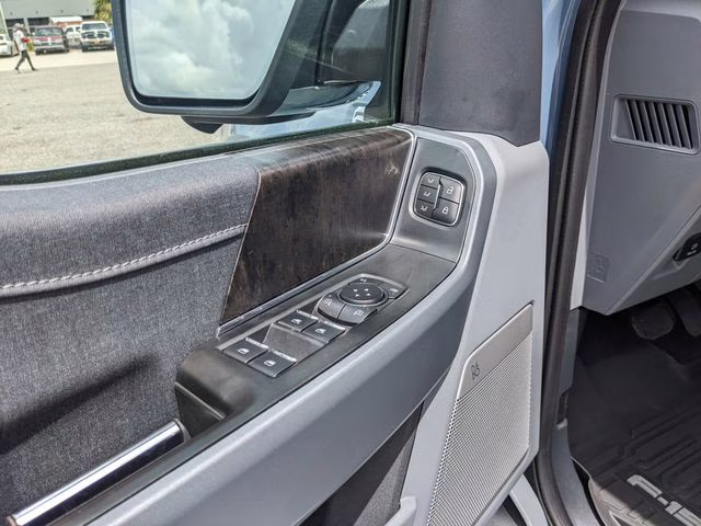 2023 Azure Gray Metallic Ford F-150 Lariat 4X4 Truck