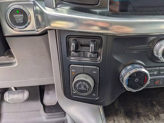 2023 Azure Gray Metallic Ford F-150 Lariat 4X4 Truck