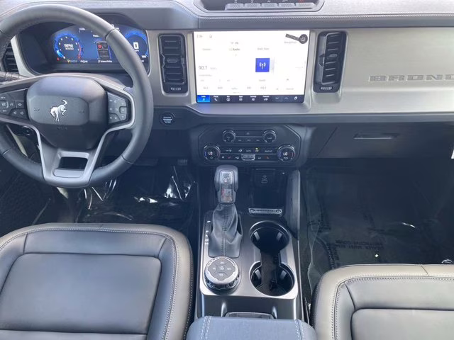 2026 Shadow Black Ford Bronco Outer Banks 4X4 Convertible