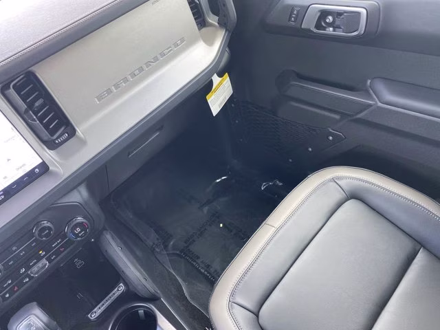2026 Shadow Black Ford Bronco Outer Banks 4X4 Convertible