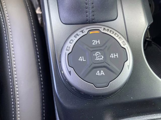 2026 Shadow Black Ford Bronco Outer Banks 4X4 Convertible