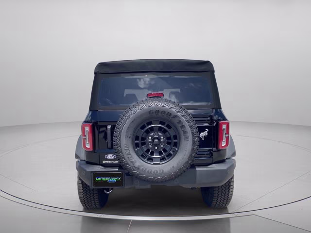 2026 Shadow Black Ford Bronco Outer Banks 4X4 Convertible
