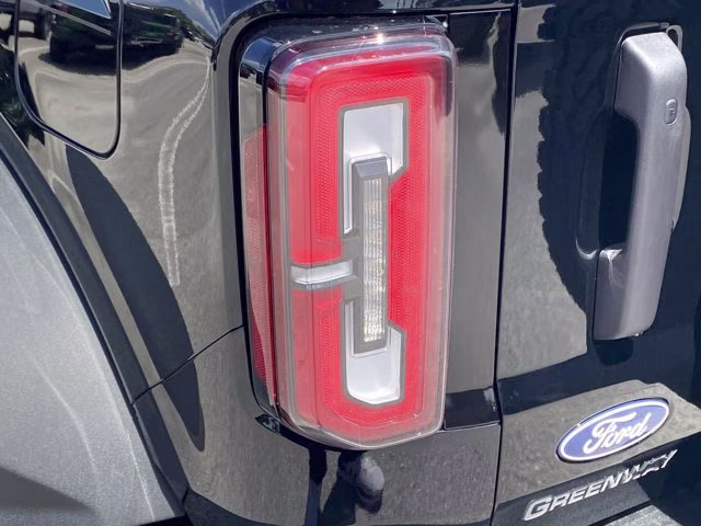 2026 Shadow Black Ford Bronco Outer Banks 4X4 Convertible