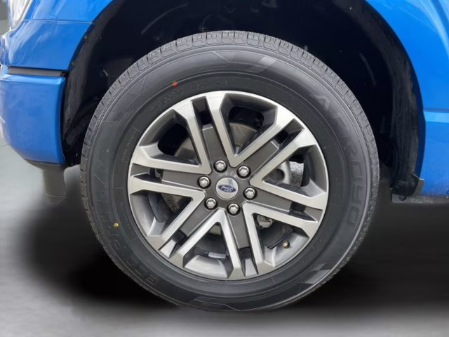 2021 Blue Metallic Ford F-150 XL 4X4 Truck