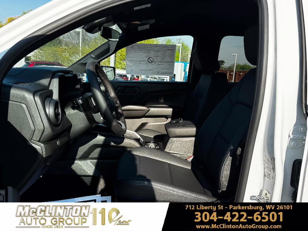 2026 Summit White Chevrolet Colorado 4WD Trail Boss 4X4 Truck