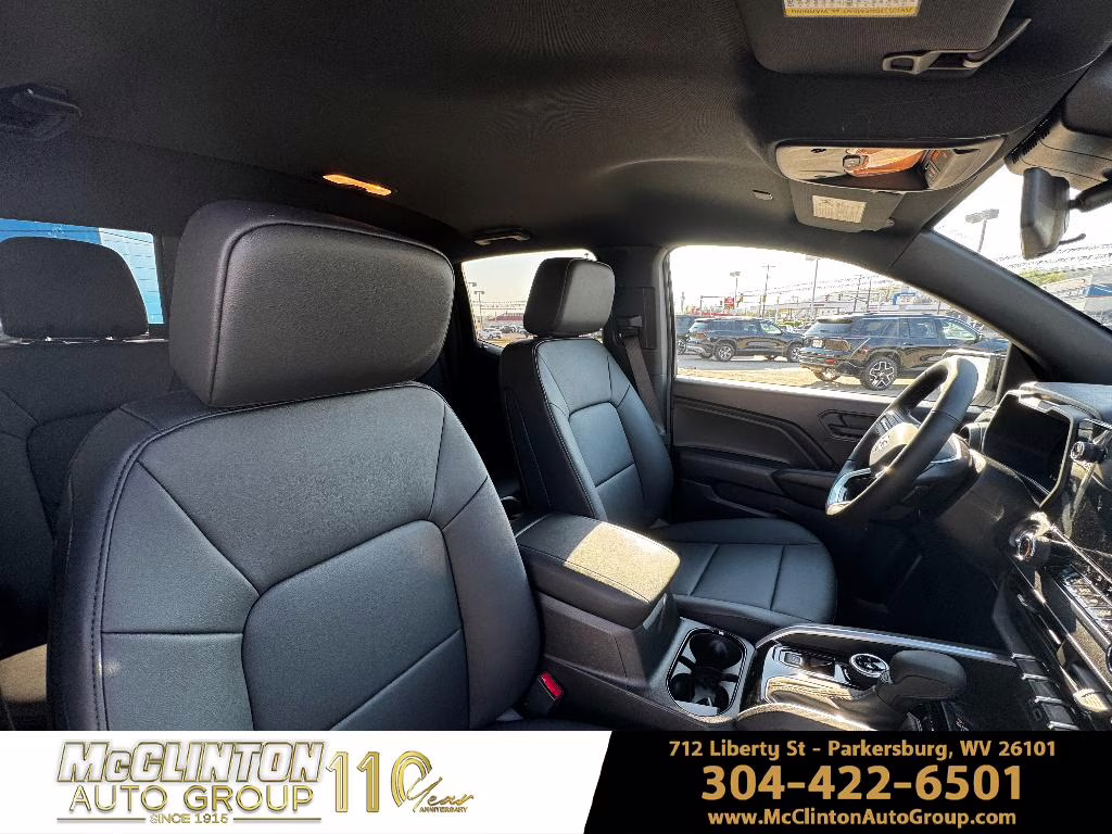 2026 Summit White Chevrolet Colorado 4WD Trail Boss 4X4 Truck