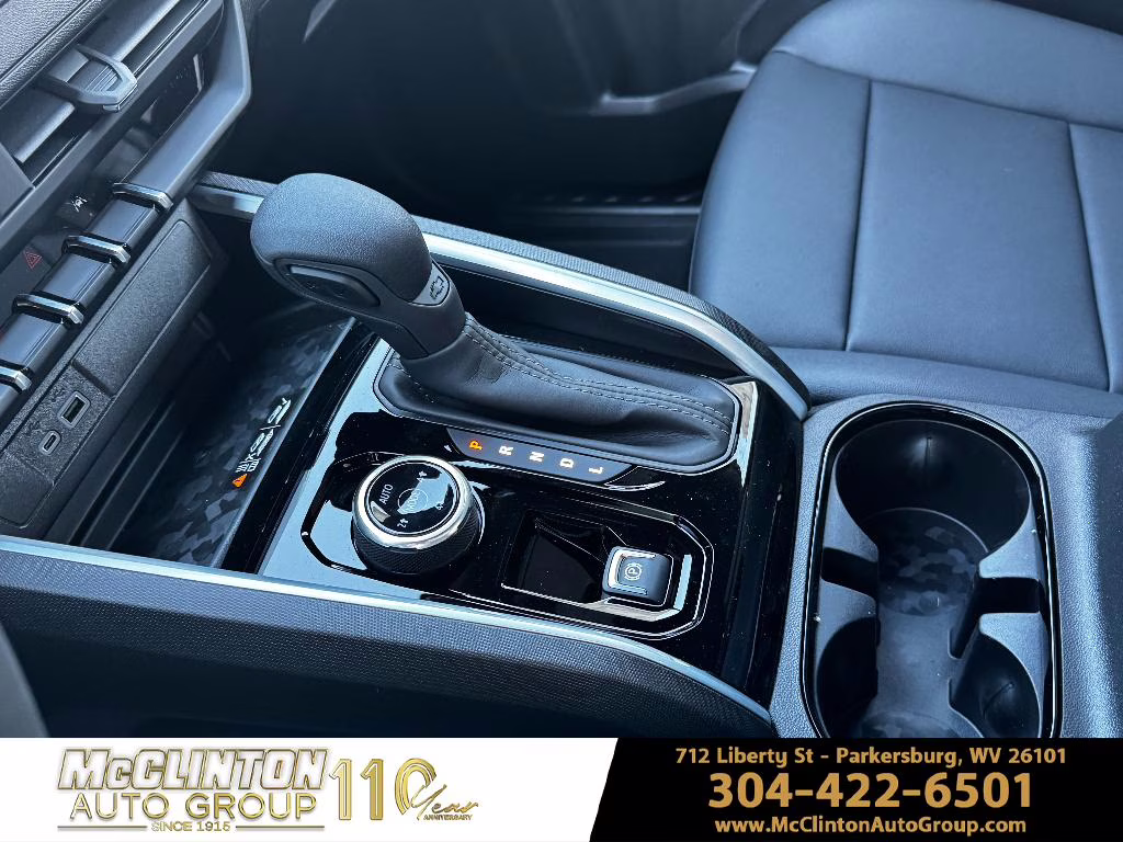 2026 Summit White Chevrolet Colorado 4WD Trail Boss 4X4 Truck