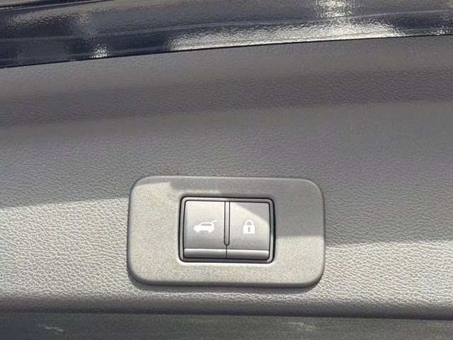 2025 Super Black Nissan Murano Platinum AWD SUV