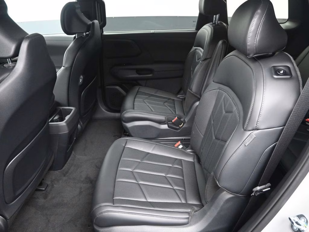 2027 Wolf Gray Kia Telluride X-Line EX AWD SUV