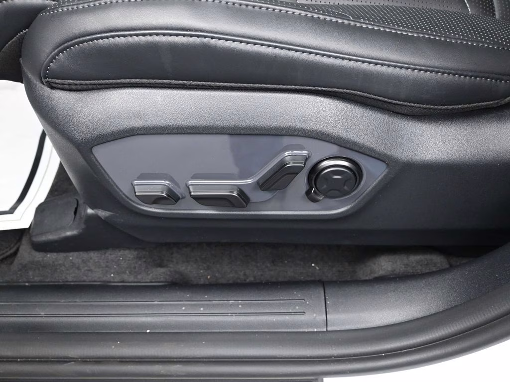 2027 Glacial White Pearl Kia Telluride X-Line SX-Prestige AWD SUV