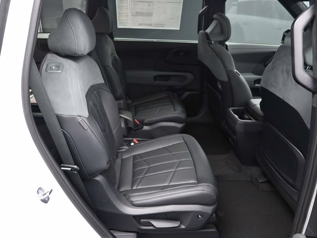 2027 Glacial White Pearl Kia Telluride X-Line SX-Prestige AWD SUV