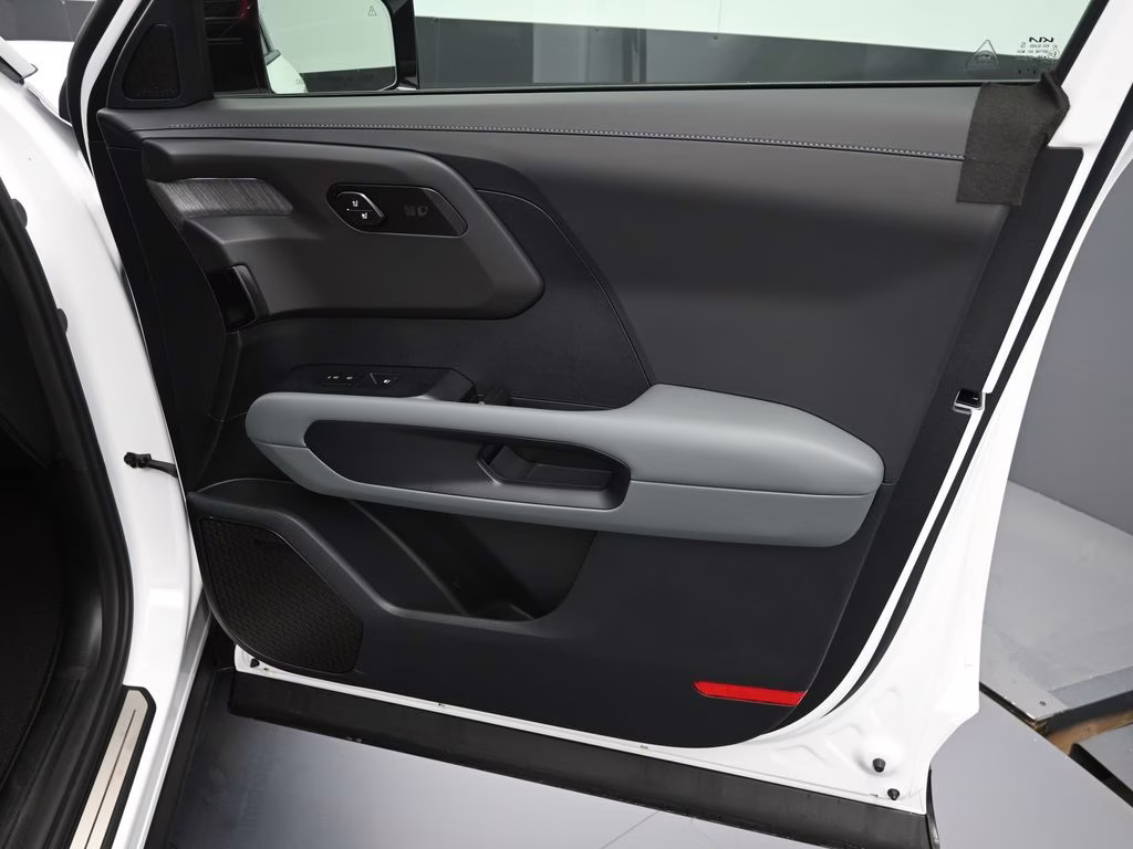 2027 Glacial White Pearl Kia Telluride X-Line SX-Prestige AWD SUV