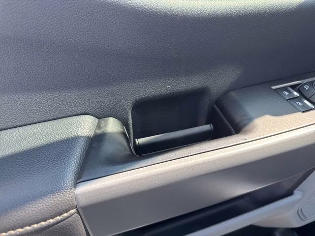 2024 Oxford White Ford Super Duty F-350 SRW XL 4X4 Truck