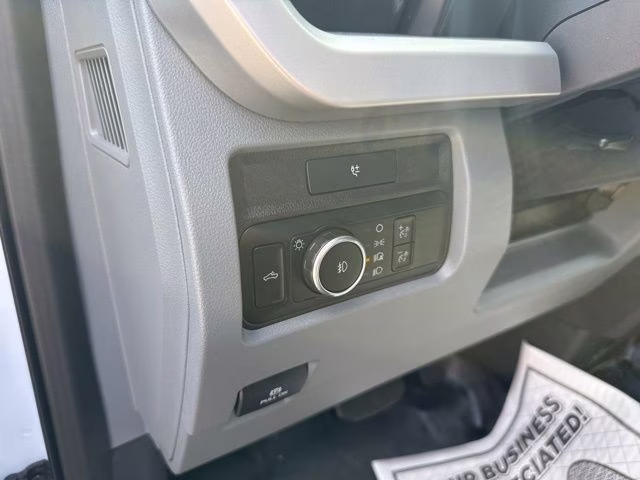 2024 Oxford White Ford Super Duty F-350 SRW XL 4X4 Truck