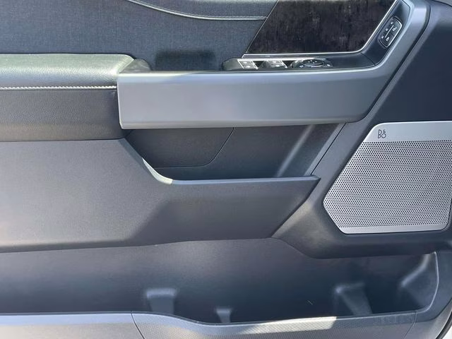 2023 White Metallic Ford F-150 Lariat 4X4 Truck