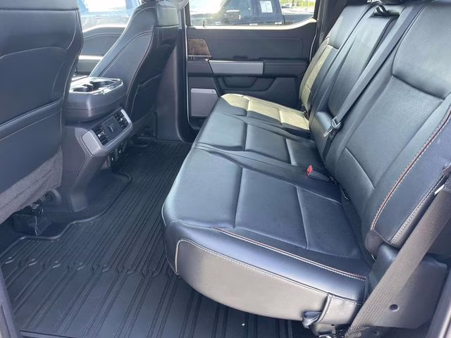 2023 White Metallic Ford F-150 Lariat 4X4 Truck