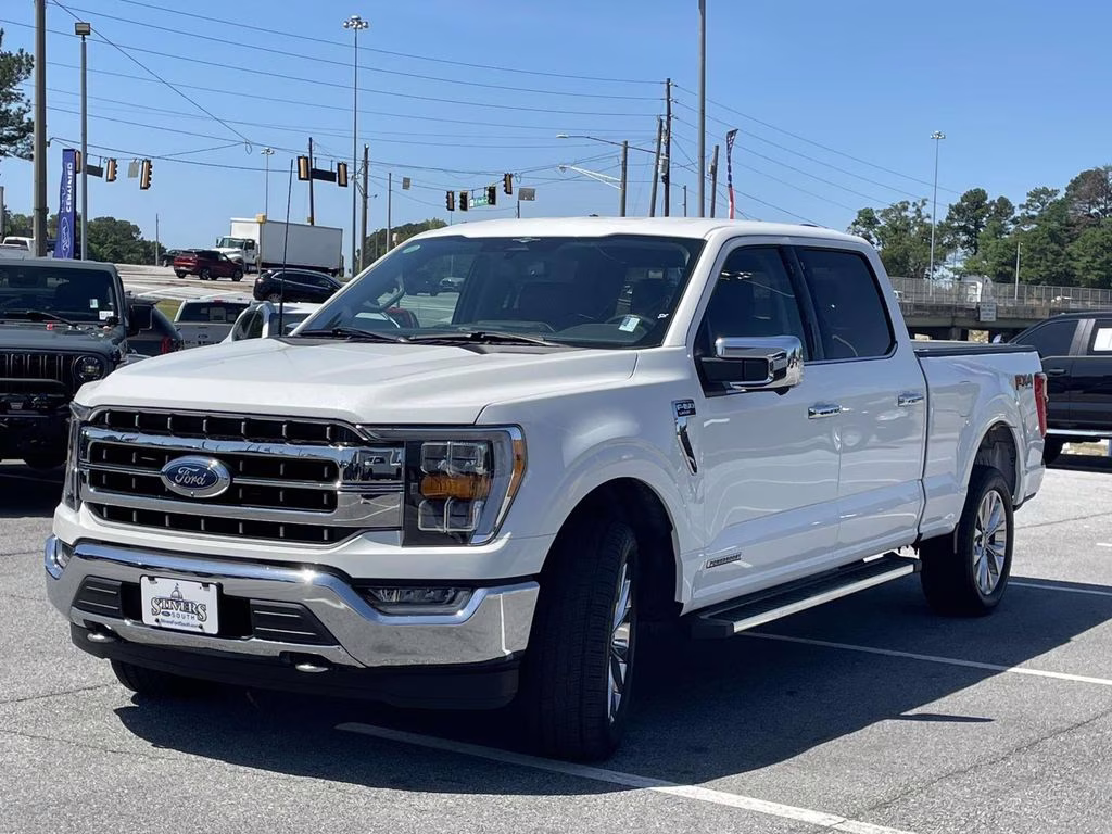 2023 White Metallic Ford F-150 Lariat 4X4 Truck