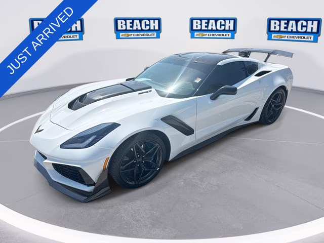 2019 Arctic White Chevrolet Corvette ZR1 RWD Coupe