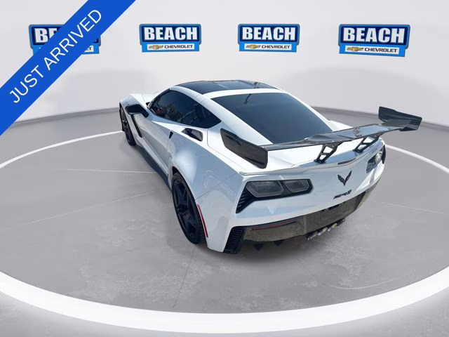 2019 Arctic White Chevrolet Corvette ZR1 RWD Coupe