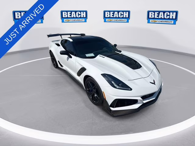 2019 Arctic White Chevrolet Corvette ZR1 RWD Coupe