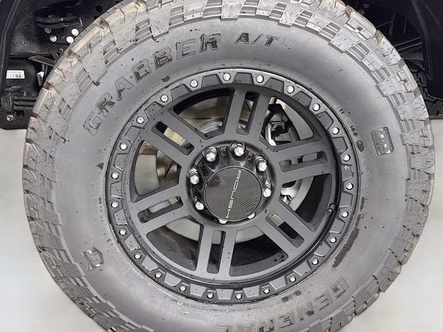 2026 Avalanche Ford Super Duty F-250 SRW Lariat ROUSH 4X4 Truck