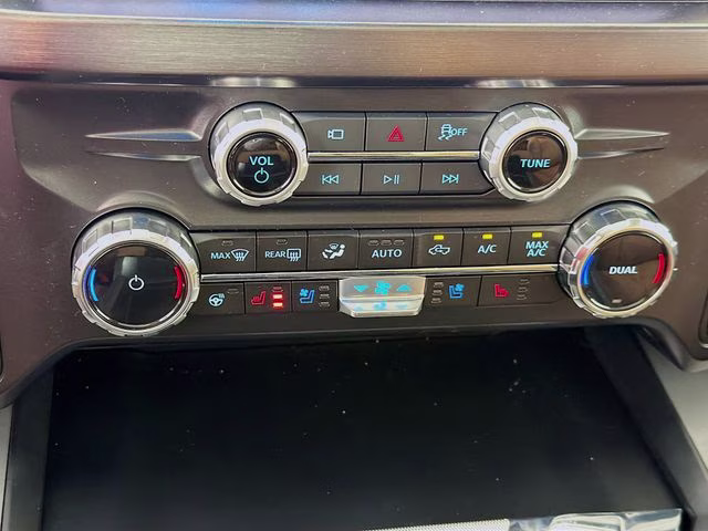2026 Oxford White Ford Super Duty F-250 SRW Lariat AG WAGON PRORODEO 4X4 Truck