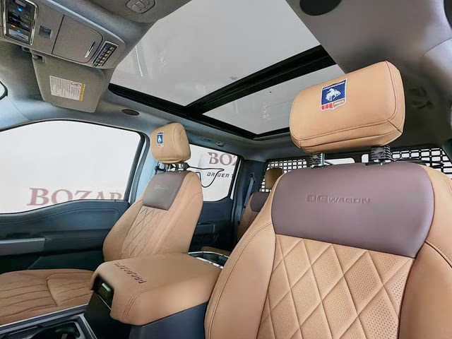 2026 Oxford White Ford Super Duty F-250 SRW Lariat AG WAGON PRORODEO 4X4 Truck