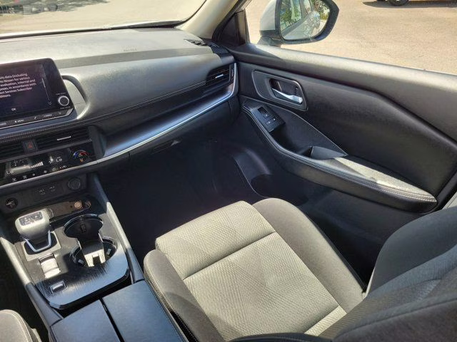 2024 Brilliant Silver Metallic Nissan Rogue SV FWD SUV