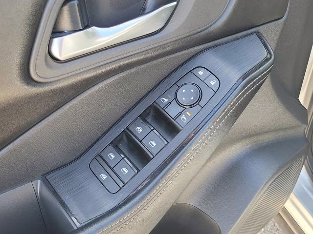 2024 Brilliant Silver Metallic Nissan Rogue SV FWD SUV